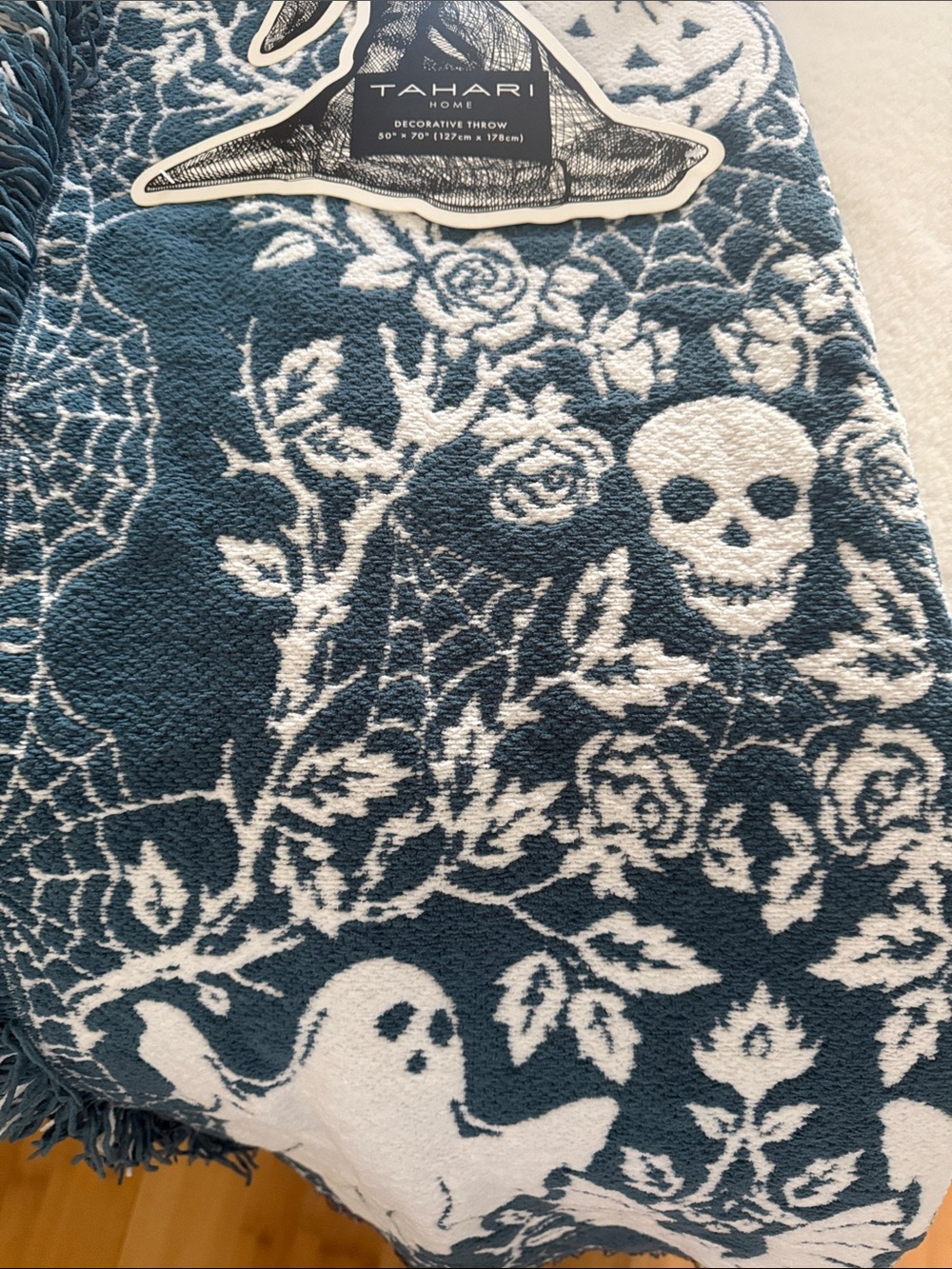 Tahari Halloween teal ghost bats pumpkin blanket